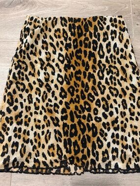 Forever 21 Leopard Print Mini Skirt in Tan, Black, Cream